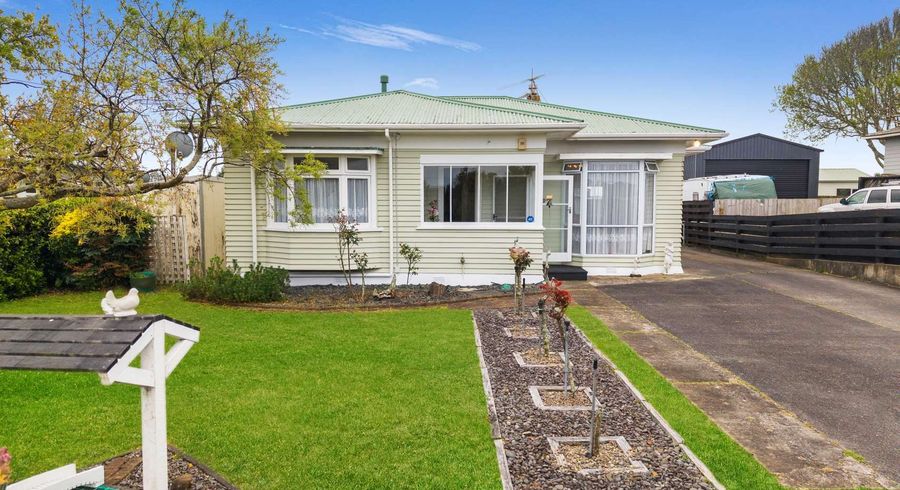  at 9 Pacific Street, Waiuku, Waiuku