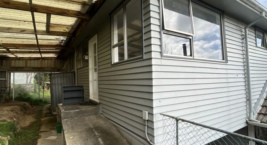  at 63 Bell Street, Tawa, Wellington