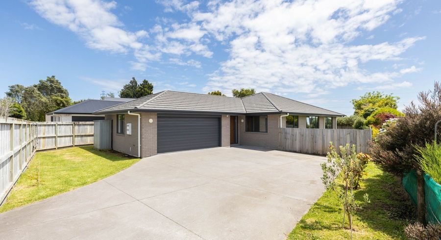  at 213C Junction Road, Highlands Park, New Plymouth