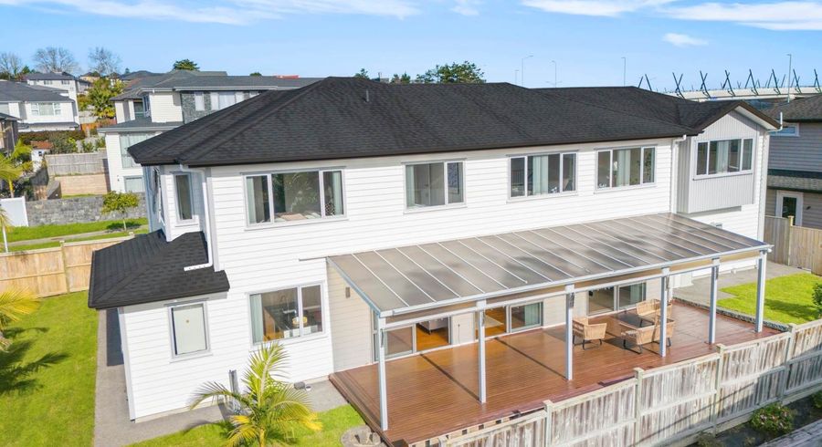  at 33 Lagonda Rise, Oteha, North Shore City, Auckland