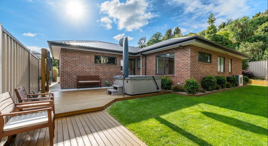 at 5 Fern Lane, Whalers Gate, New Plymouth, Taranaki