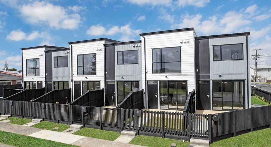  at 1 Hokianga Street, Mangere East, Manukau City, Auckland