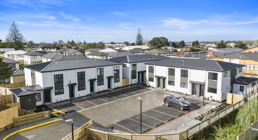  at Lot 5, 32 Tapuwae Way, Mangere Bridge, Manukau City, Auckland