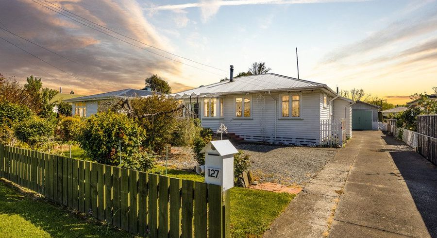  at 127 Budge Street, Riversdale, Blenheim