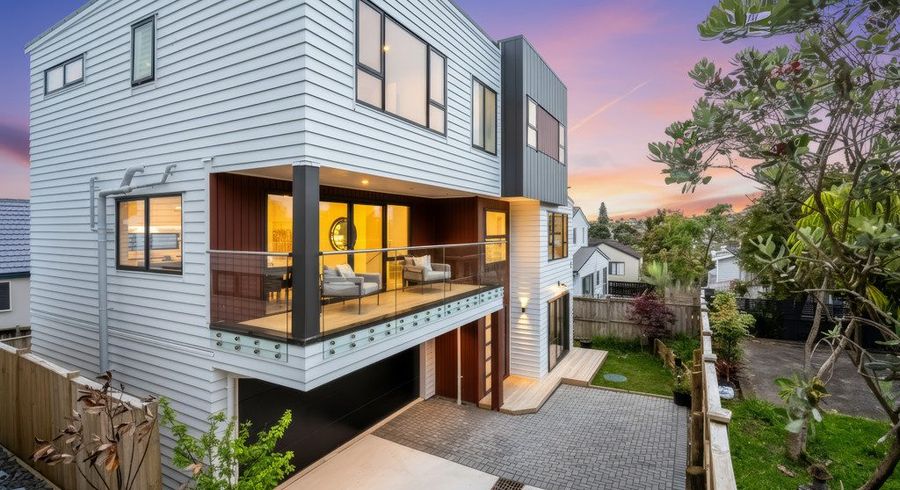  at 28B Dallinghoe Crescent, Milford, North Shore City, Auckland