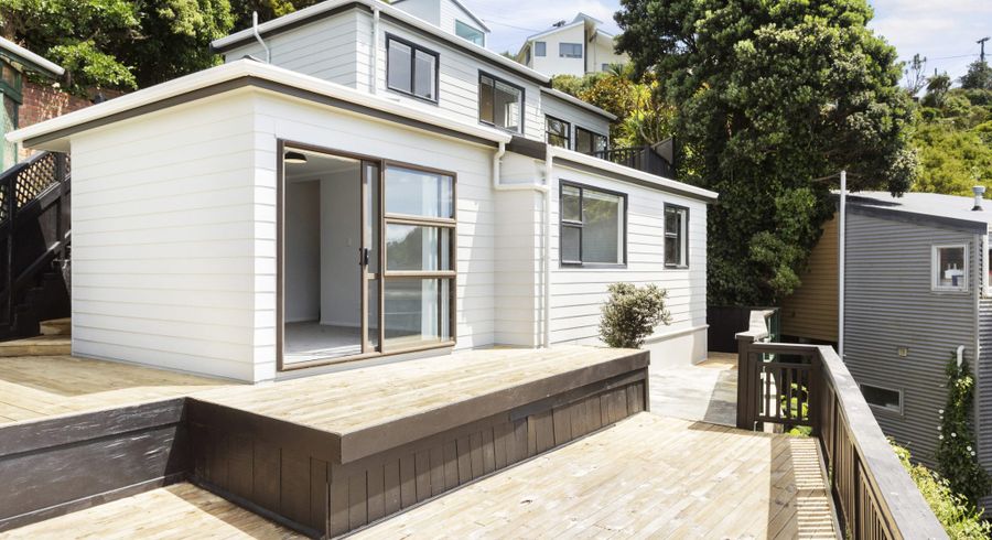  at 2/51 View Road, Houghton Bay, Wellington