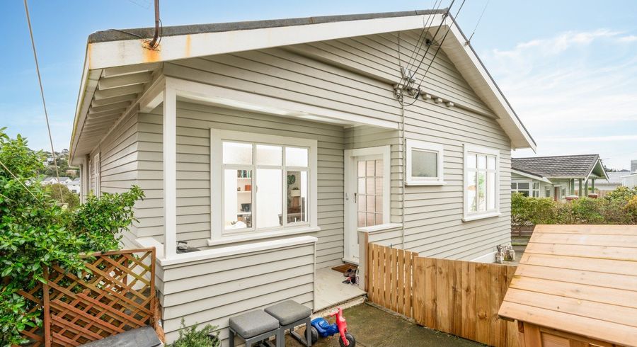  at 11A Retter Street, Paparangi, Wellington, Wellington