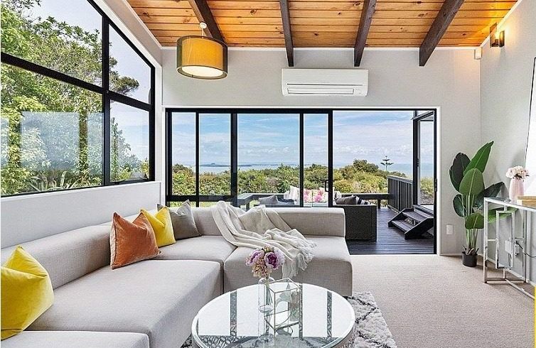  at 52 Takahe Road, Titirangi, Auckland
