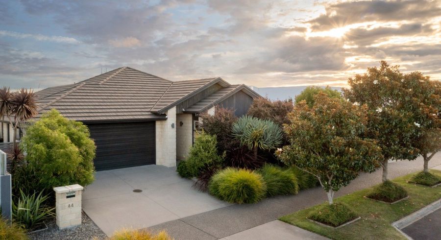  at 44 Hiria Crescent, Papamoa Beach, Papamoa