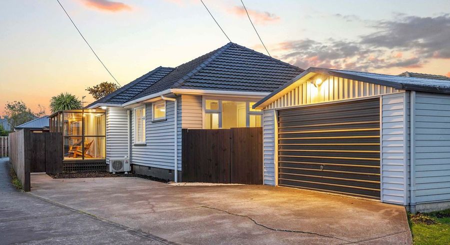  at 61 Dunedin Street, Redwood, Christchurch City, Canterbury
