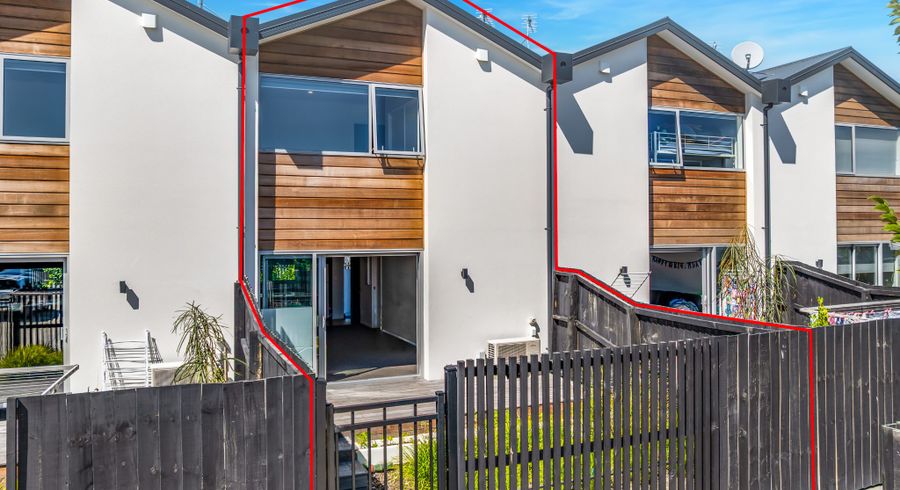  at 2/27 Sails Street, Papanui, Christchurch City, Canterbury