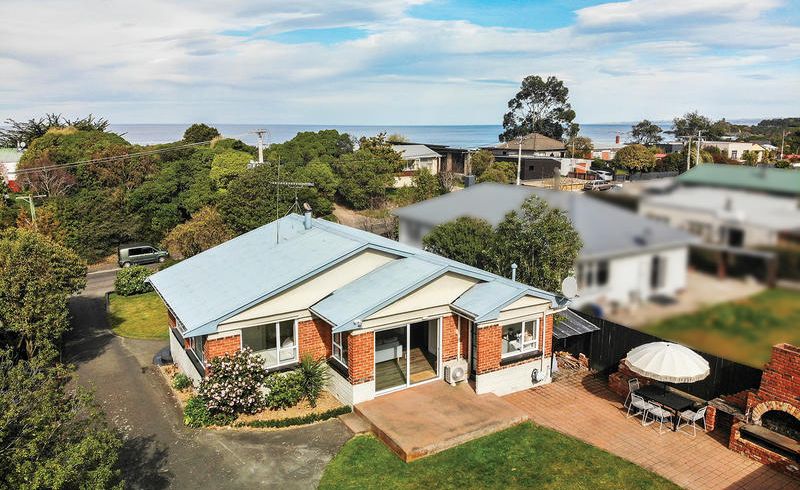  at 11 John Street, Ocean View, Dunedin