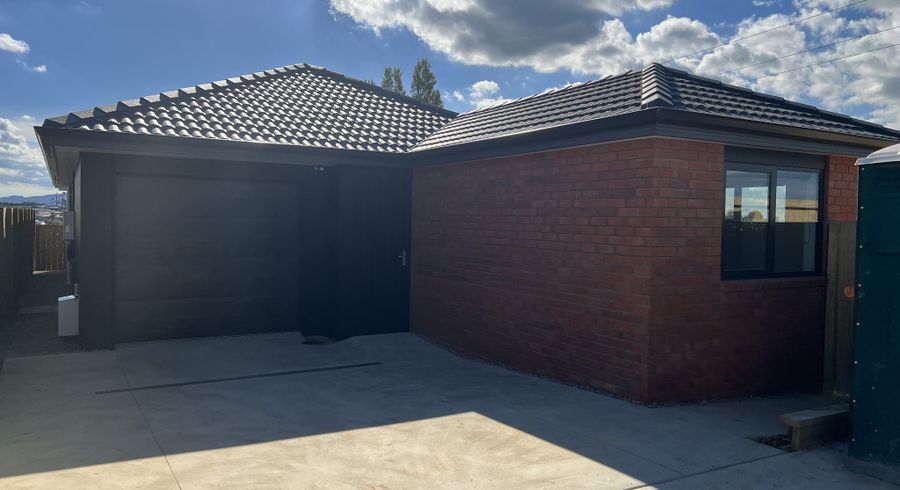  at 2/49 Waruhia Crescent, Rototuna, Hamilton, Waikato