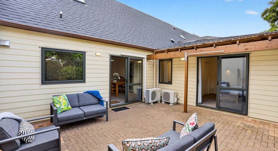  at 15I Vinograd Drive, Te Atatu Peninsula, Waitakere City, Auckland