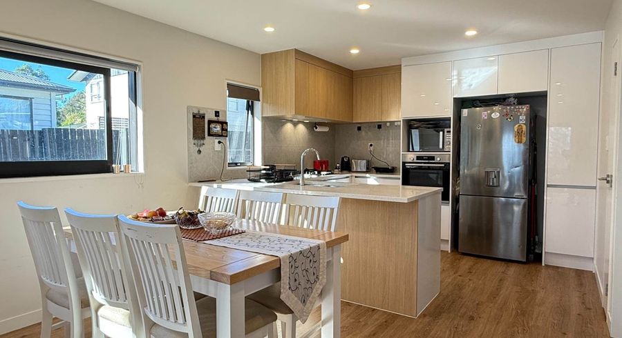 at 37A Awaruku Road, Torbay, North Shore City, Auckland