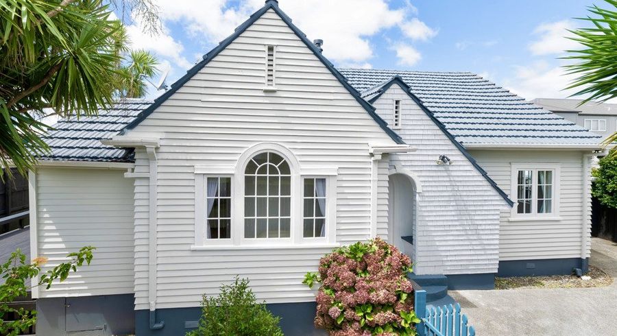  at 1/18 Edwards Avenue, Henderson, Waitakere City, Auckland