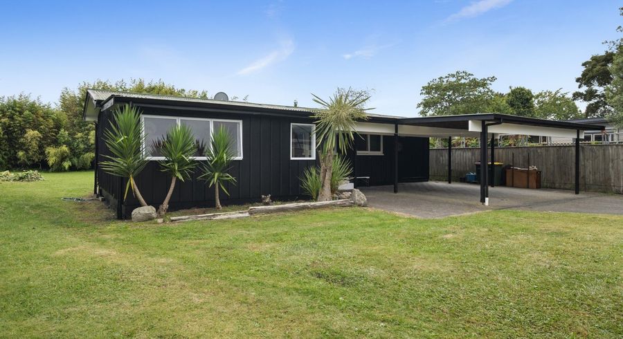  at 11 Farnworth Avenue, Holdens Bay, Rotorua