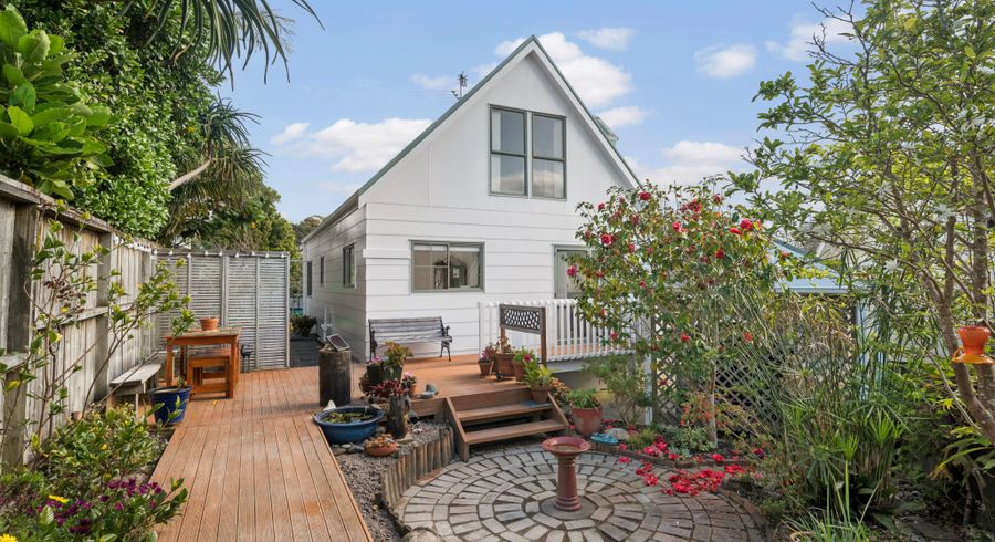  at 2/136 Awaruku Road, Torbay, Auckland