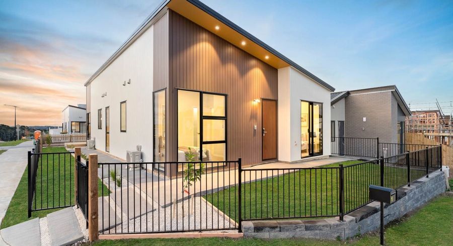  at 1 Taiororua Avenue, Massey, Waitakere City, Auckland