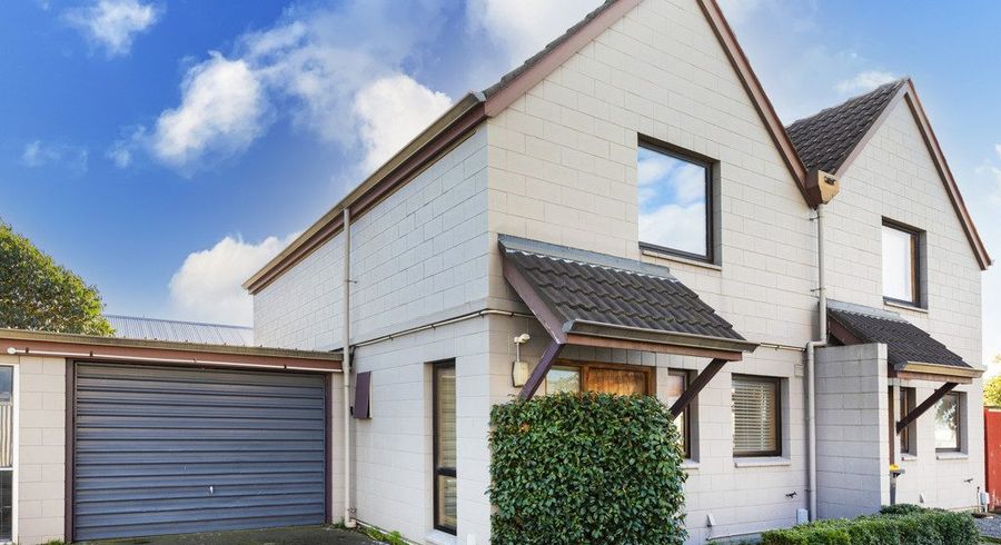  at 2/135 Stanmore Road, Linwood, Christchurch