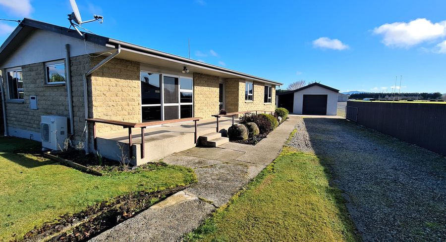  at 153 Main Street, Mataura, Mataura