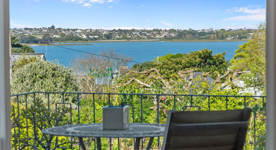 at 99 Sylvan Avenue, Northcote, Auckland