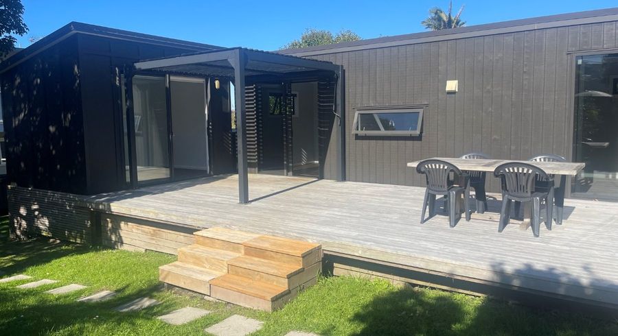  at 2/78a Lake Road, Devonport, North Shore City, Auckland