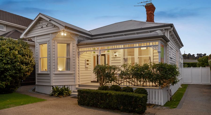  at 32 Mount Smart Road, Onehunga, Auckland