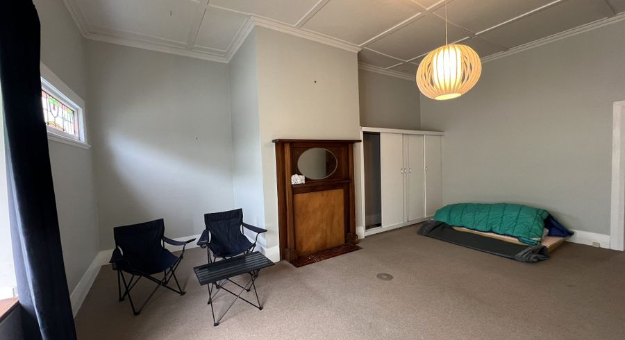  at 2/8 Dexter Avenue, Mount Eden, Auckland City, Auckland