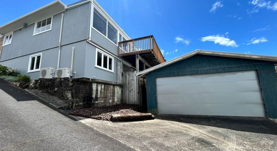  at 41 Woodlands Crescent, Browns Bay, North Shore City, Auckland