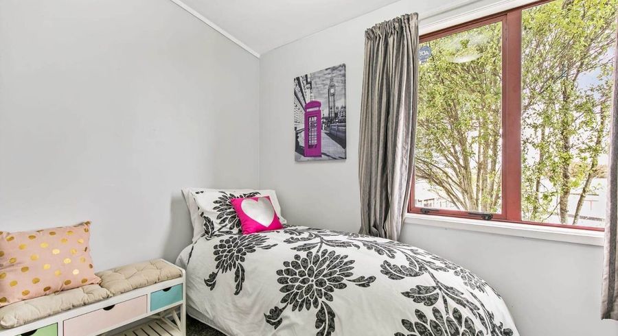  at 1/19 Solveig Place, Randwick Park, Manukau City, Auckland