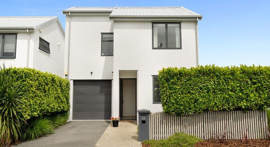  at 24 Te Nohotu Road, Glen Innes, Auckland City, Auckland