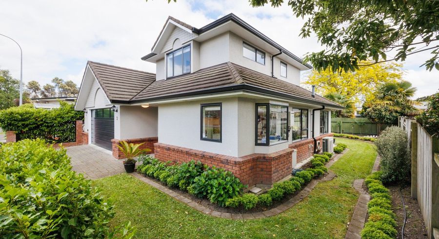 at 3 Winston Avenue, Hokowhitu, Palmerston North, Manawatu / Whanganui