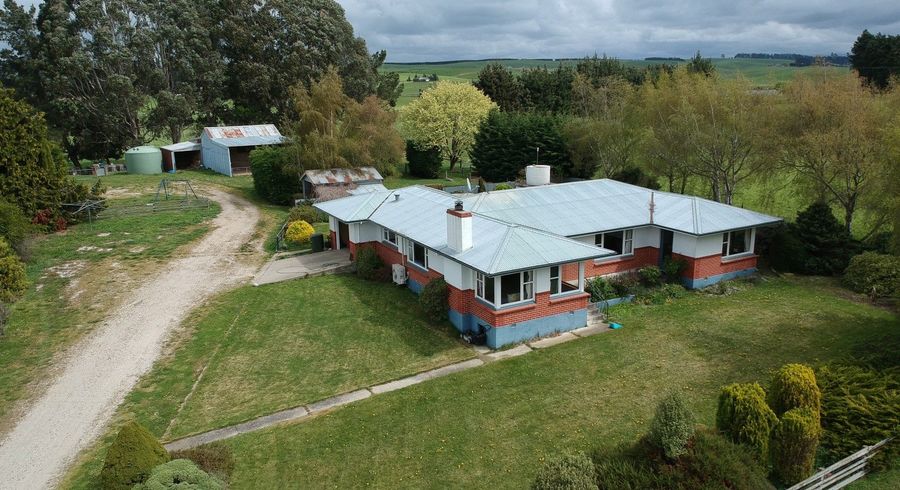  at 1161 Weston-Ngapara Road, Elderslie