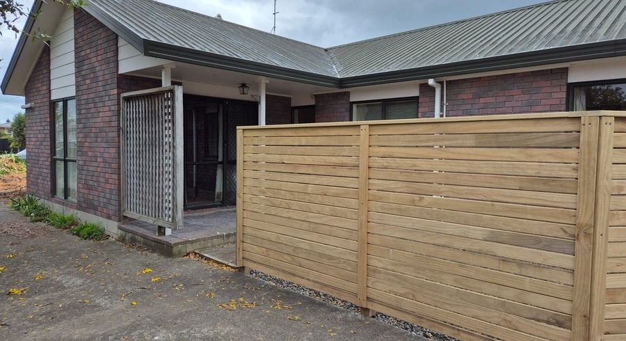  at 14 Vine Street, Hillcrest, Hamilton