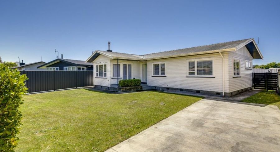  at 11 Magdalen Crescent, Pirimai, Napier