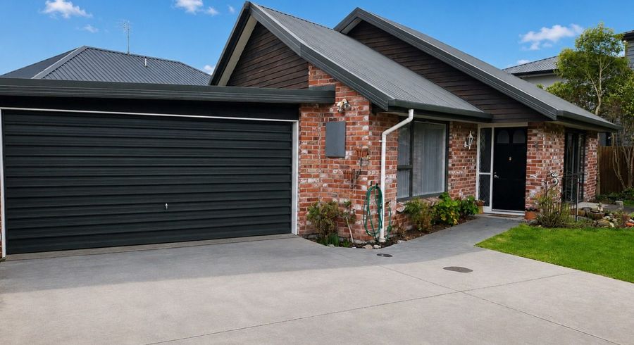  at 2/37 Proctor Street, Papanui, Christchurch City, Canterbury