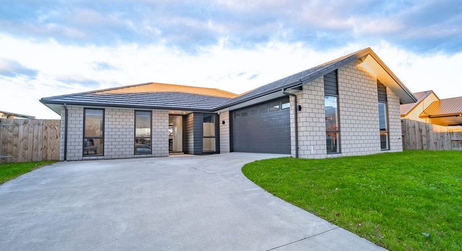  at 18 Kimbrae Drive, Rototuna, Hamilton, Waikato
