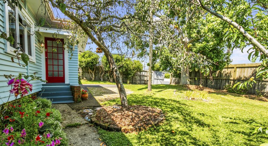  at 116 Rosier Road, Glen Eden, Auckland