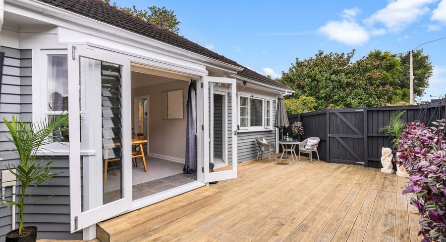  at 1/154 Onewa Road, Northcote, North Shore City, Auckland
