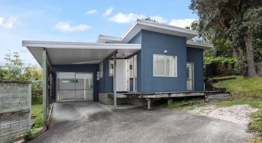  at 18A Totaravale Drive, Totara Vale, North Shore City, Auckland