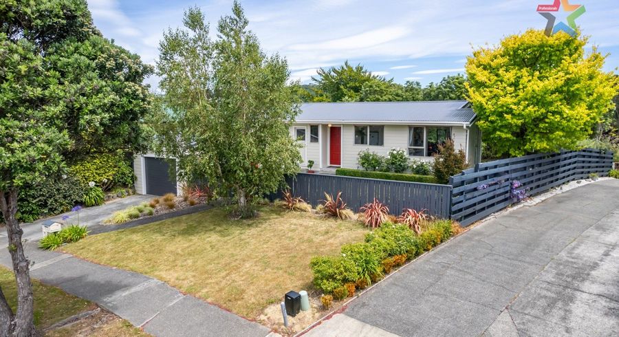  at 38 Discovery Drive, Whitby, Porirua