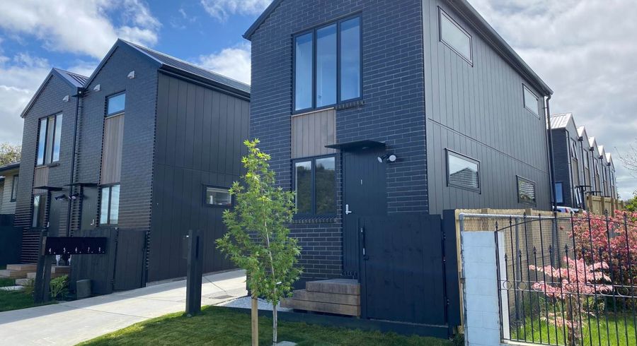  at 1/63 Taikata Road, Te Atatu Peninsula, Waitakere City, Auckland