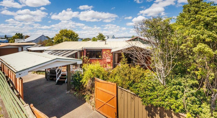  at 1 Peter Hall Drive, Kelvin Grove, Palmerston North