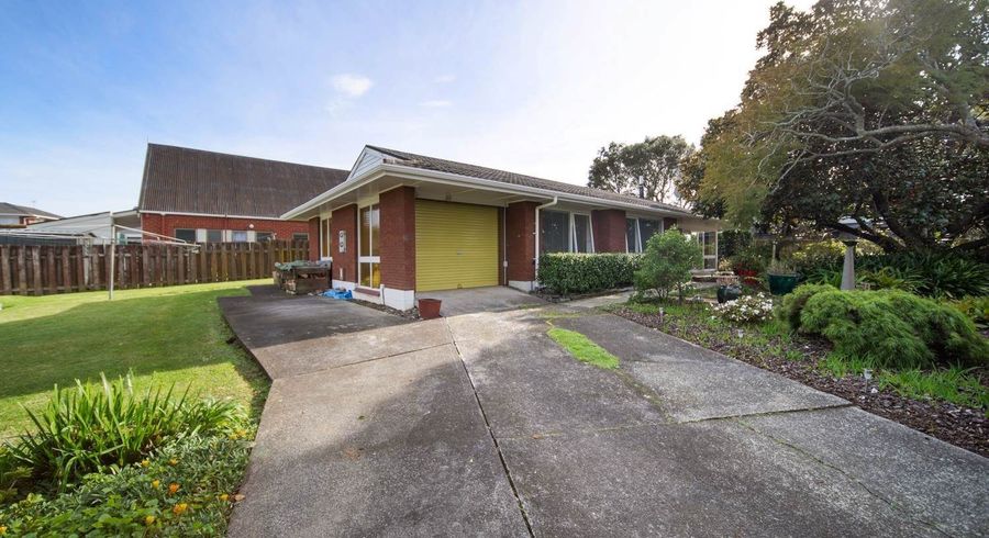  at 46 Meadway, Sunnyhills, Auckland