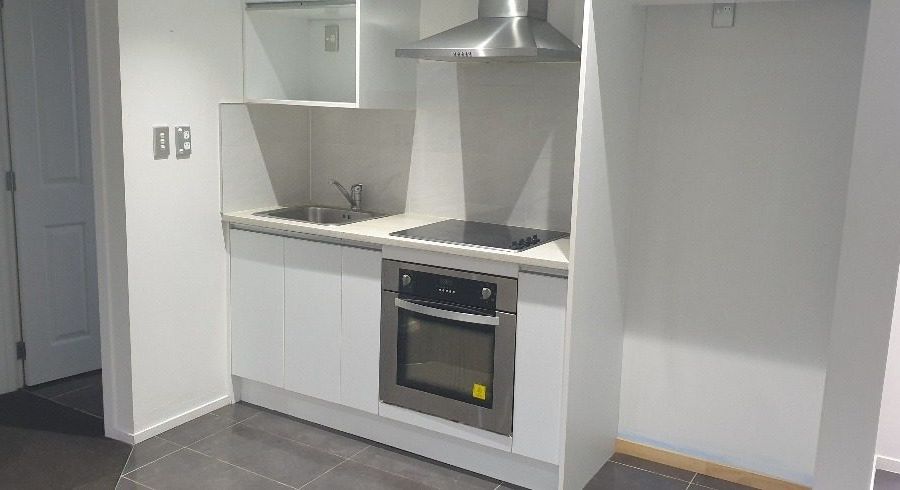  at 2/35 Strid Road, Te Atatu South, Waitakere City, Auckland