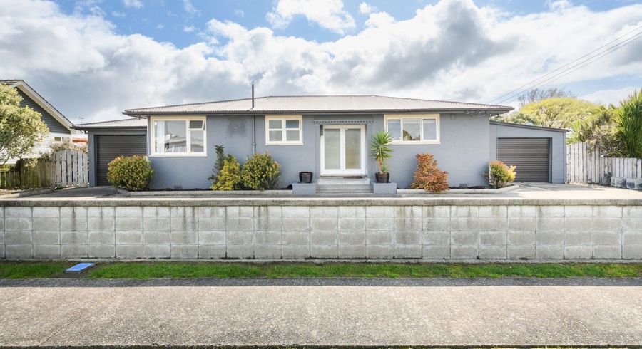  at 76 Monmouth Street, Feilding, Feilding