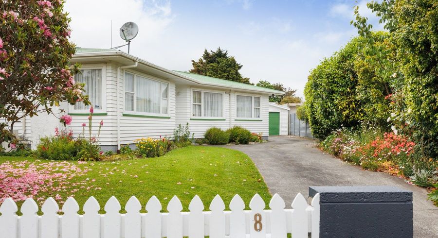  at 8 Somerset Crescent, Highbury, Palmerston North, Manawatu / Whanganui
