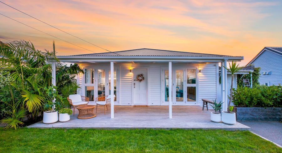  at 32 Saltaire Street, Avondale, Auckland