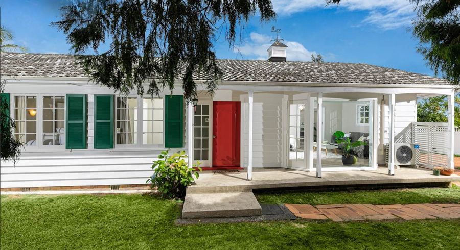  at 1 Miltonia Avenue, Te Atatu South, Waitakere City, Auckland